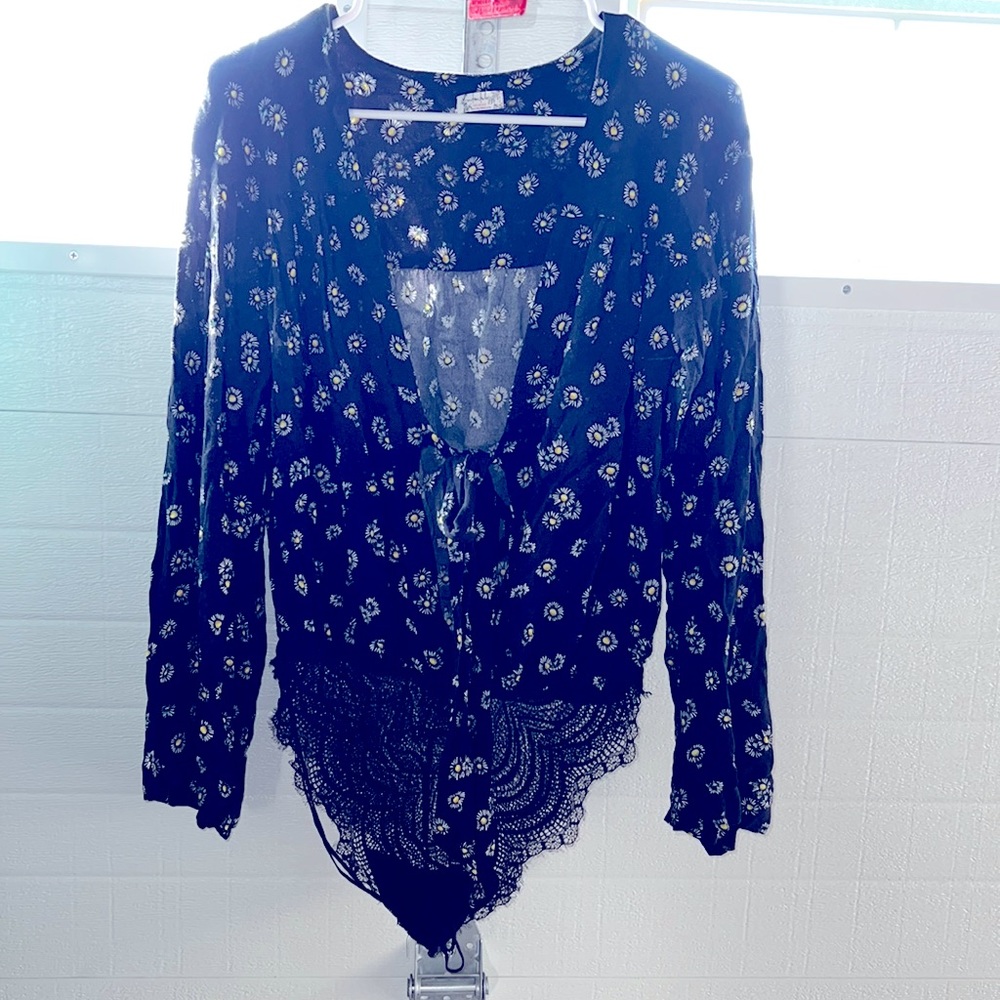 Free people daisy body piece